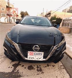 نيسان ألتيما